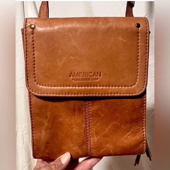 American Leather Co. Kansas Crossbody Bag Travel Classic Purse Wallet Passport - Picture 6 of 14